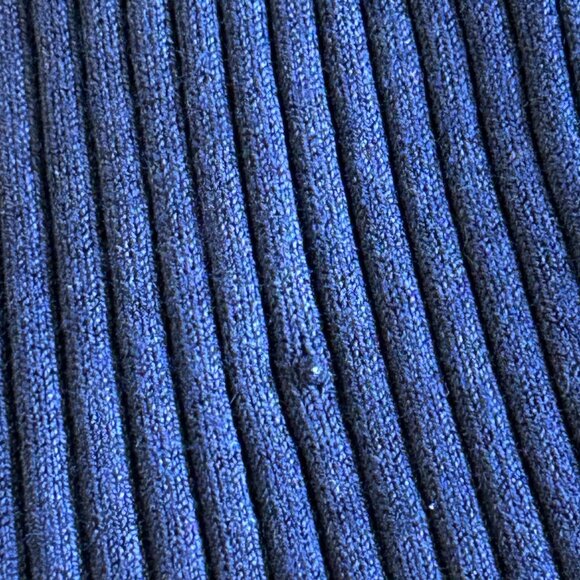 August Silk Petite Small PS Ladies Tank Navy Blue Top 32% Silk - Picture 6 of 9